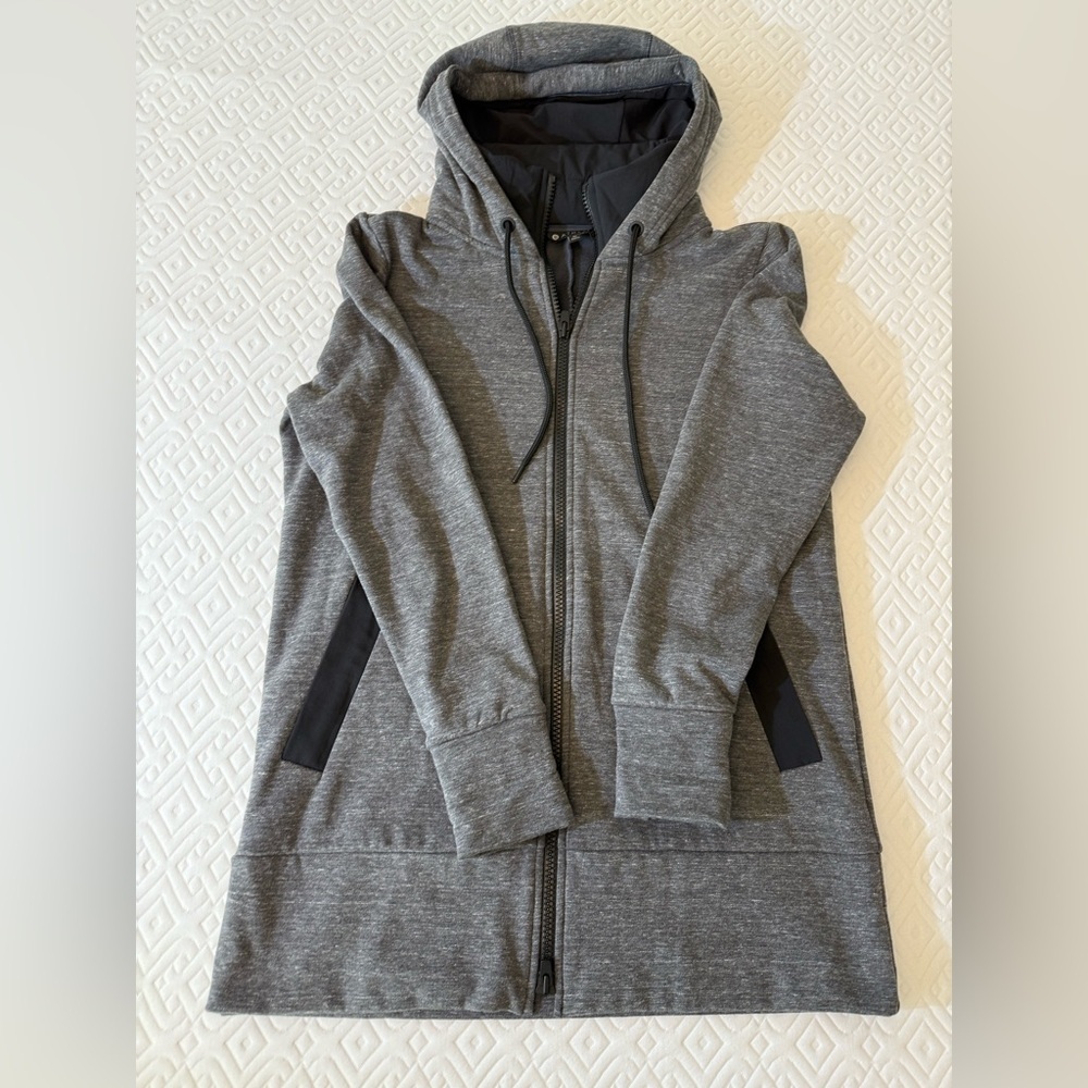 Athleta Victory Long Hoodie Jacket Women Medium Heather Gray Primaloft Full Zip - Picture 6 of 8